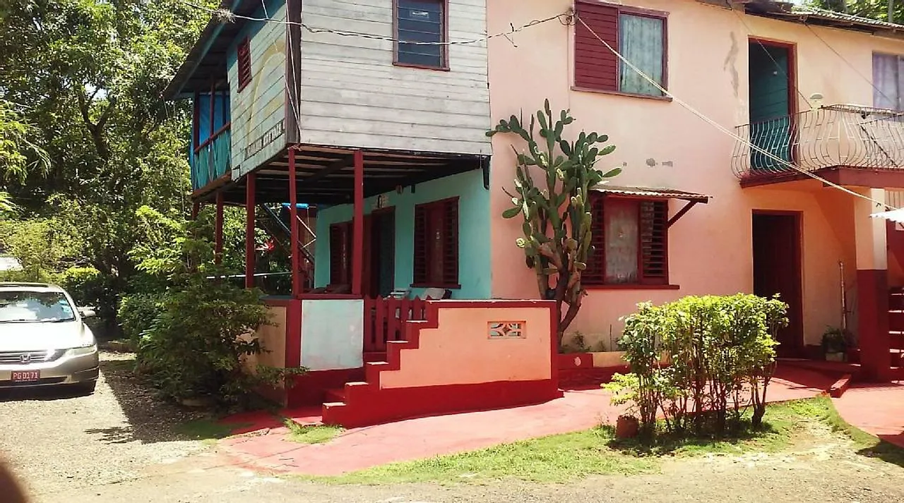 Shades Cottage Guesthouse Blue Hole بيت ضيافة
