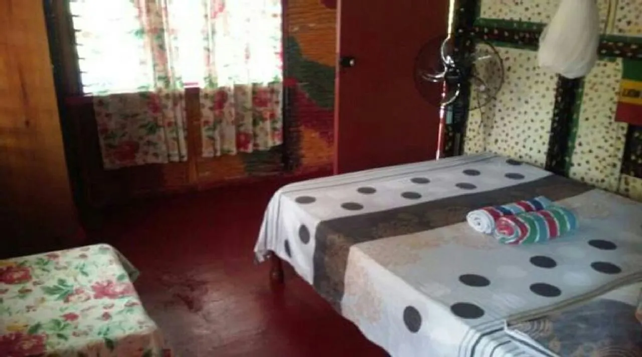 Pensjonat Shades Cottage Guesthouse Blue Hole
