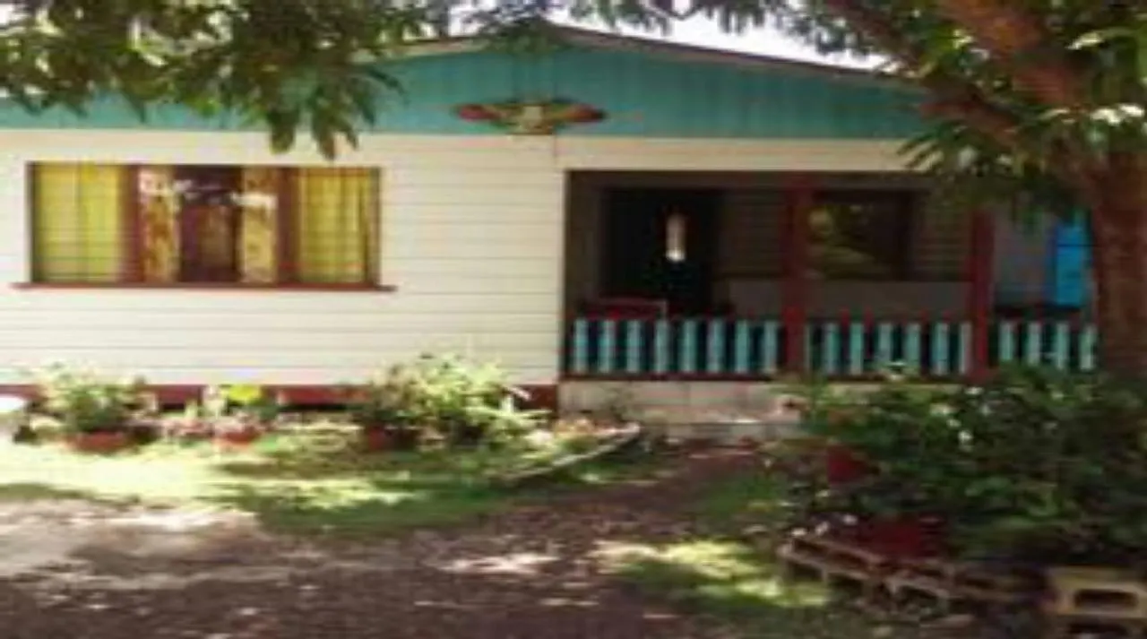 Pensjonat Shades Cottage Guesthouse Blue Hole